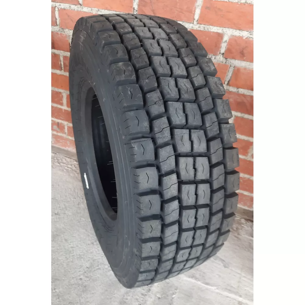 Грузовая шина 305/70 R19,5 Long March LM-329 18PR в Нижних Сергах